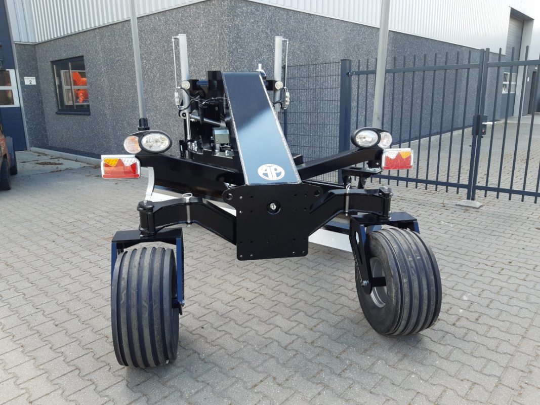 Tornado-3000-212800-16