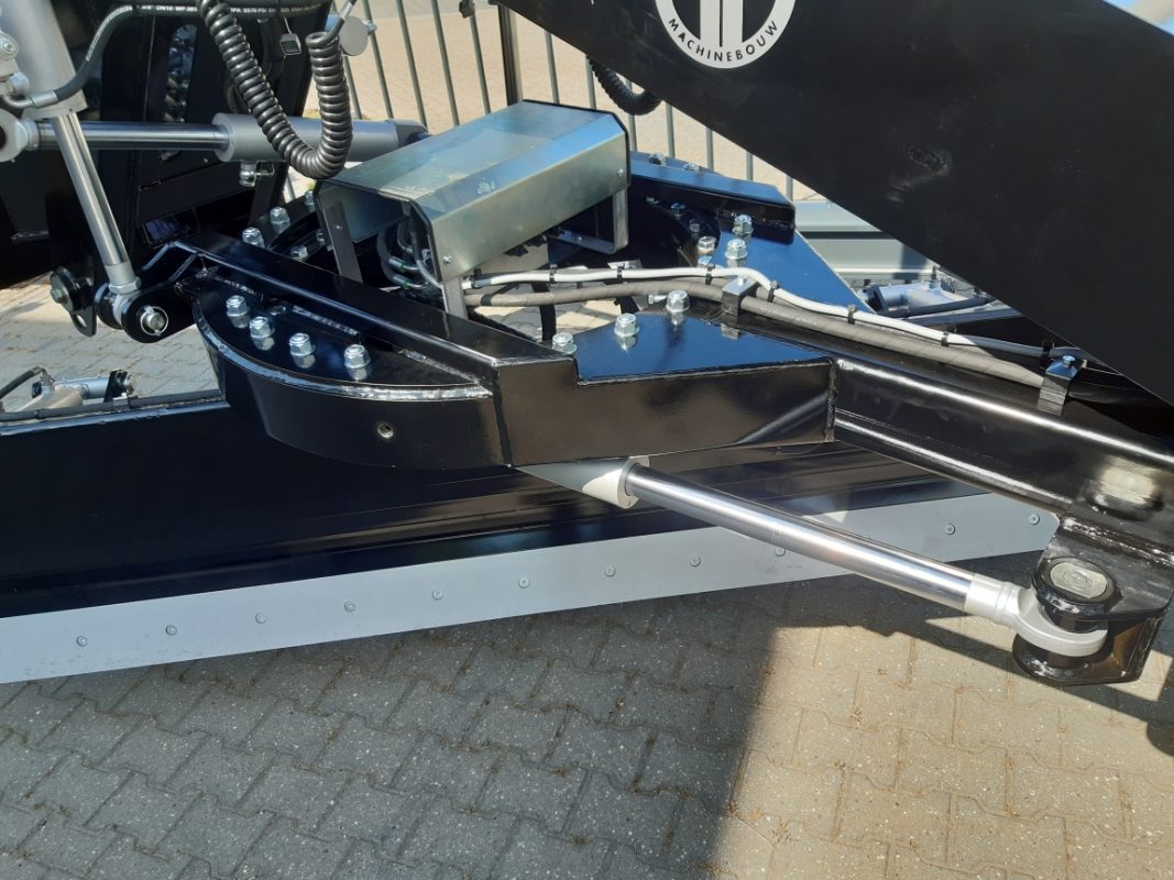 Tornado-3000-212800-4